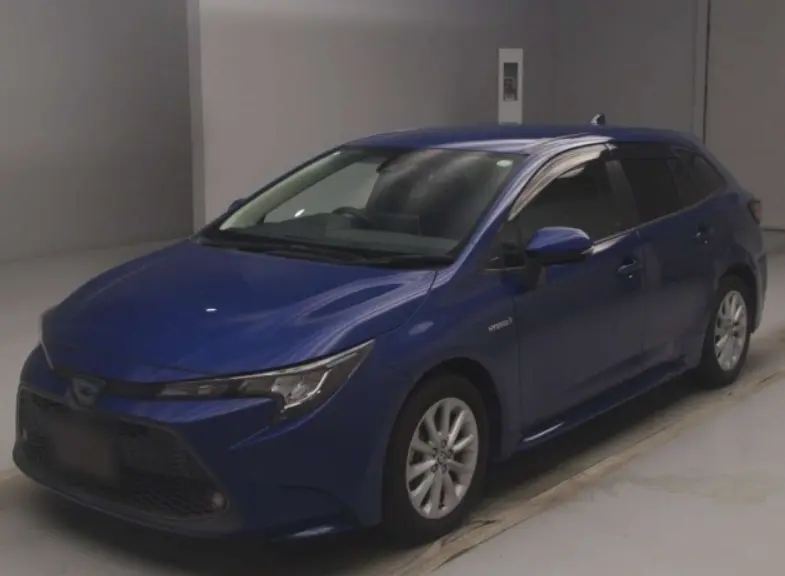 2019 Toyota Corolla Touring — Front exterior