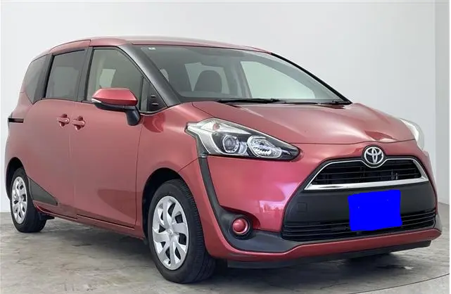 2018 Toyota Sienta — Front exterior