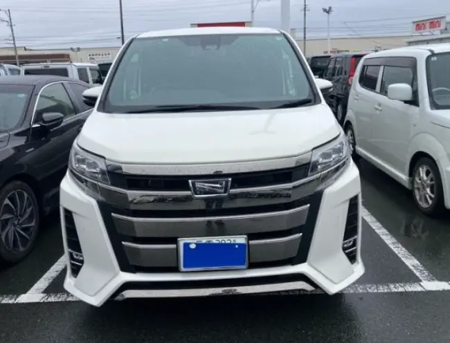 2019 Toyota Noah — Front exterior