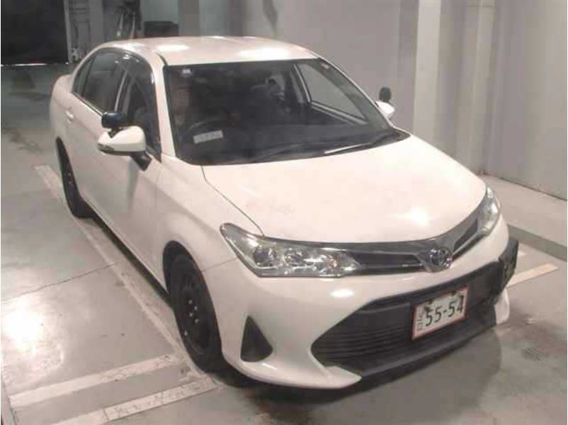 2020 Toyota Corolla Axio — Front exterior